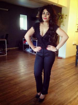Farrah Kader Hot_11.jpg